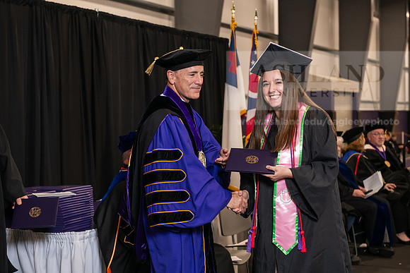 106SpGradBachelorNursing0524AWB_9778