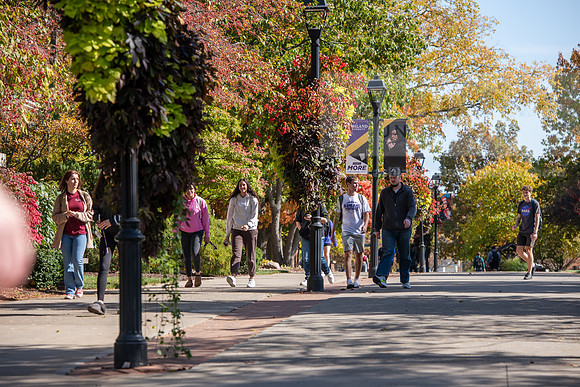 FallCampusLife1024AWB_5754