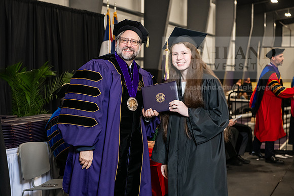 089SPGradBachelorScience0525AWB_3849