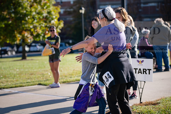 Homecoming5kRunWalk1022ALW_9831