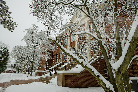 WinterCampusLife0123ALW_3095