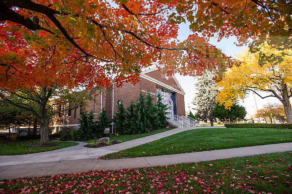 FallCampusLife1024AWB_5056