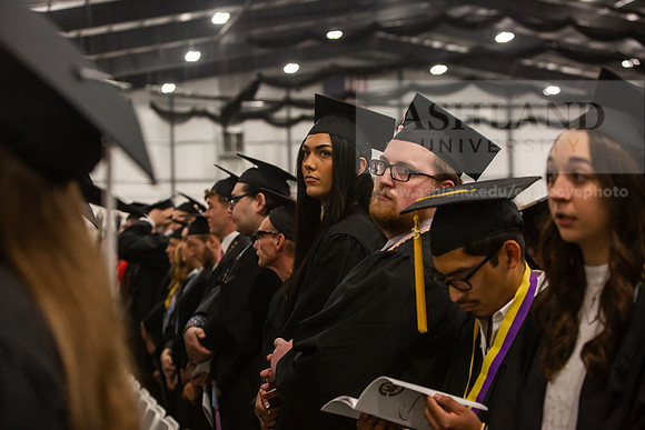 093SpGradProcessional0525JH6Q8B8174