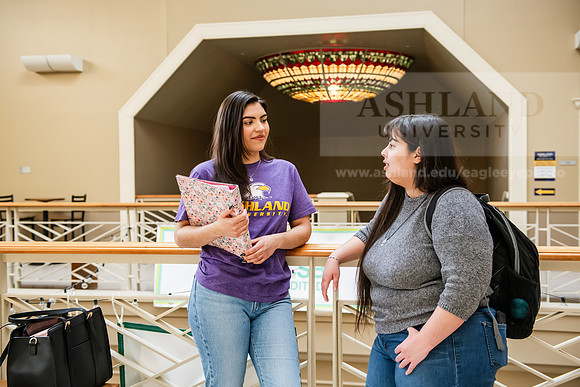 AdmissionsLatinoHispanicMarketing0125AWB_0038