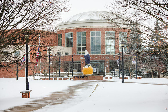 StudentsReturnWinterCampus0125AWB_6955
