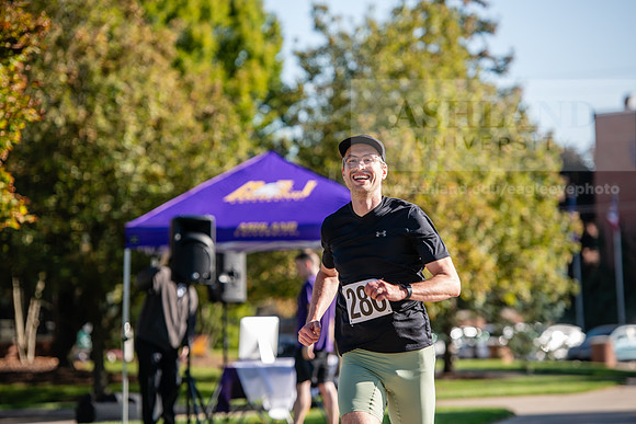 HOCO5kRunWalk1024AWB_9735