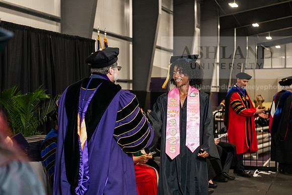 159SPGradBachelorScience0525AWB_3902
