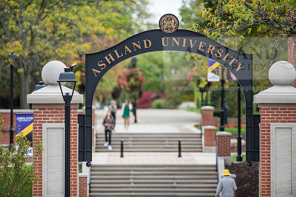 FallCampusLife1023AWB_2865