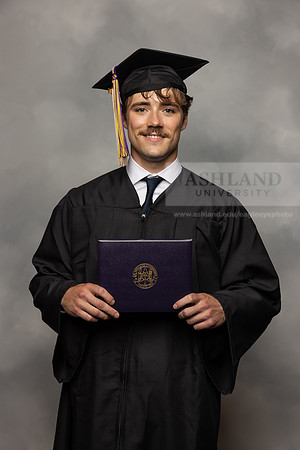 101SpGradBachelorScienceBusiness0524CCP11189