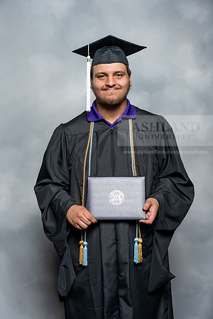 028SpGradBachelorArts0525AU-Graduation-2025-Andrew-0590