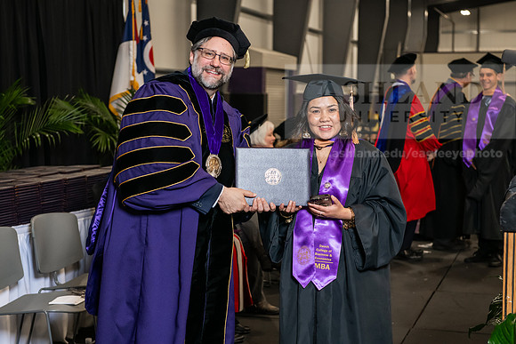 189SpGradMasterBusinessAdmin0525AWB_3196