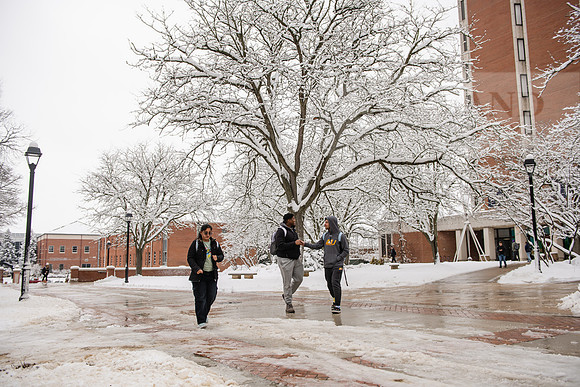 WinterCampusLife0123ALW_3929