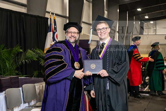 052SPGradBachelorScienceEducation0525AWB_4511
