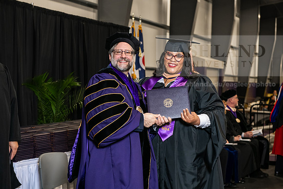 199SpGradMasterBusinessAdmin0525AWB_3204