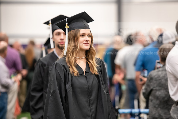155SpGradProcessional0524AWB_8582