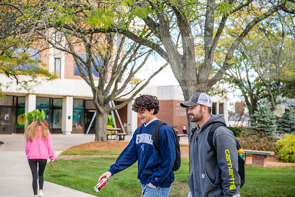 FallCampusLife1024AWB_1740