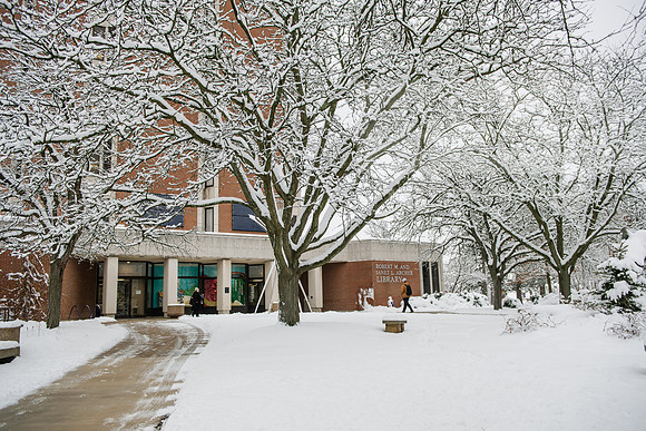 WinterCampusLife0123ALW_2953