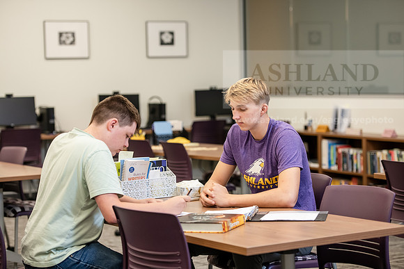 HCLCTutoringSession1024AWB_8164