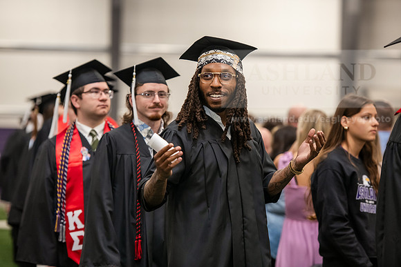 166SpGradProcessional0525AWB_2424