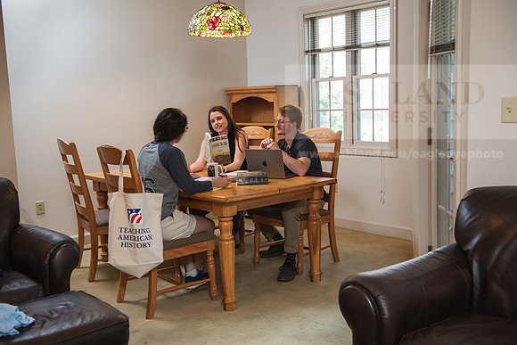 MAHGSeniorApts0723AWB_7088