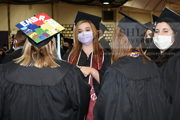 065WiGradPreCeremony1221MP7_0095
