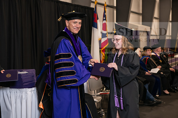 136SpGradBachelorNursing0524AWB_9796