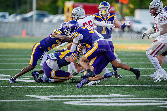 AUvIUPFootball0924AWB_3594