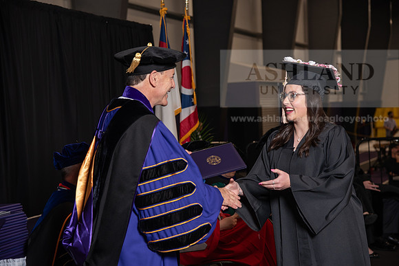 218SpGradBachelorScienceBusiness0524TR_DSC_5466