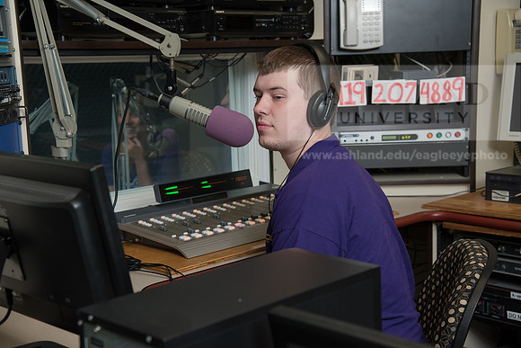WRDLRadio0916ALW_8219