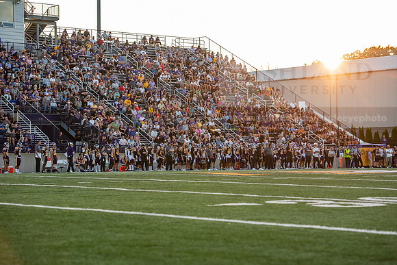 AUvIUPFootball0924ALW_8348