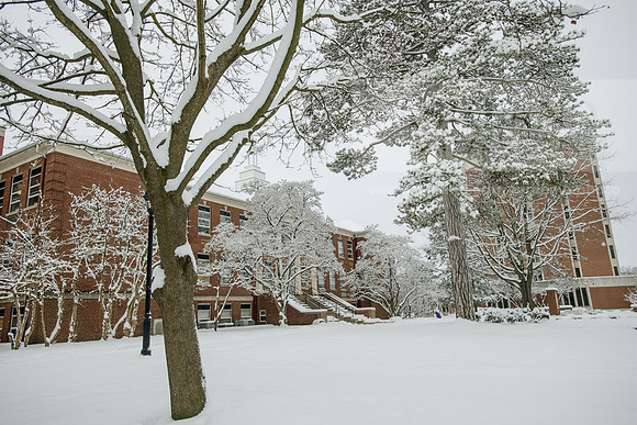 WinterCampusLife0123ALW_3178
