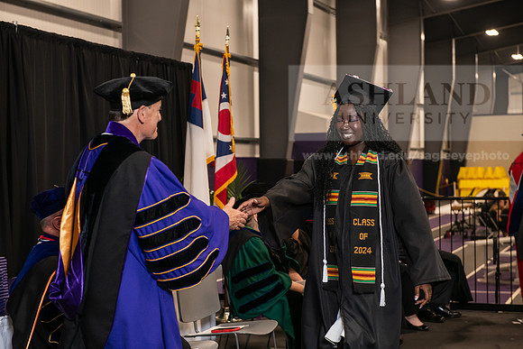 084SpGradBachelorNursing0524AWB_9763