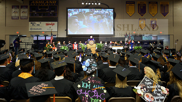 Graduation1218AP_05747