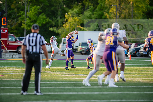AUvIUPFootball0924AWB_3618