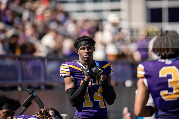 HOCOAUvOHDomFootballGame1024AWB_0748