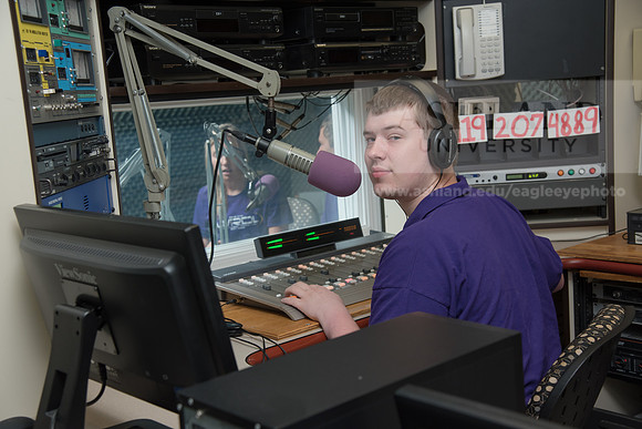 WRDLRadio0916ALW_8226