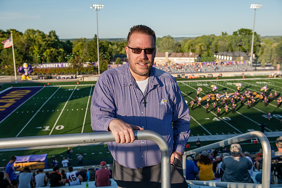 AUvIUPFootball0924AWB_3482