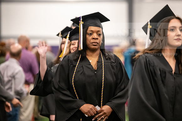 134SpGradProcessional0524AWB_8565