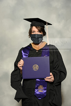 118MasterBusinessWiGrad1221MP7_0732