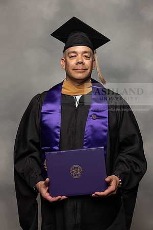 061SpGradMasterBusiness0524CCP10687