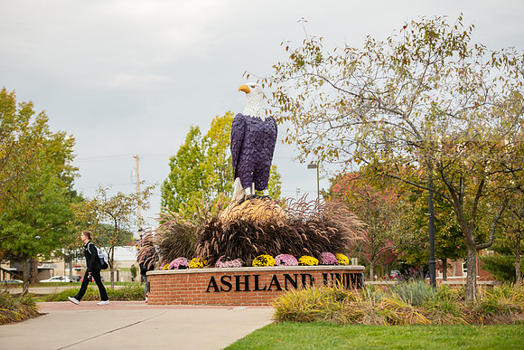 FallCampusLife1023AWB_1366