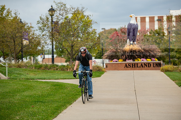 FallCampusLife1023AWB_1382