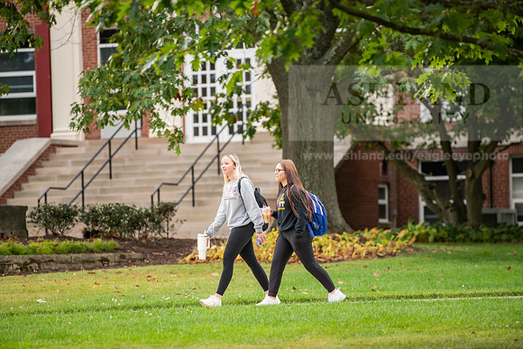 FallCampusLife1023AWB_1653