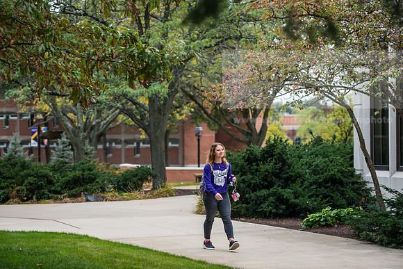 FallCampusLife1023AWB_1925