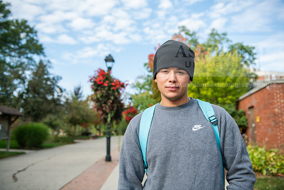 FallCampusLife1023AWB_2169