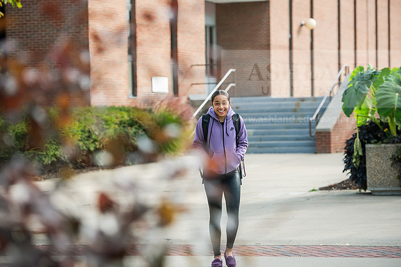 FallCampusLife1023AWB_2211