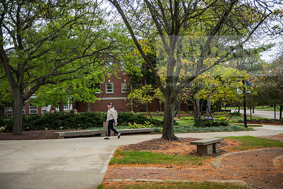 FallCampusLife1023AWB_2263