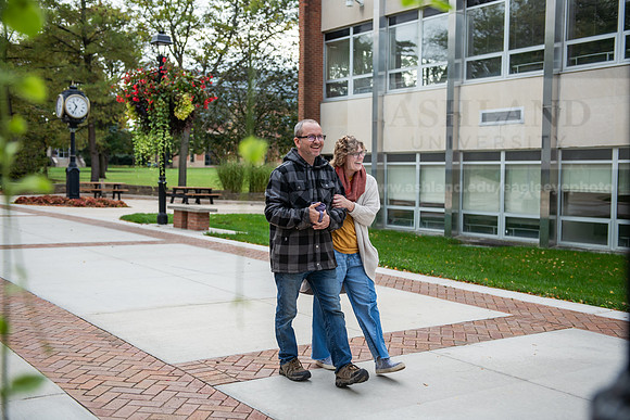 FallCampusLife1023AWB_2300