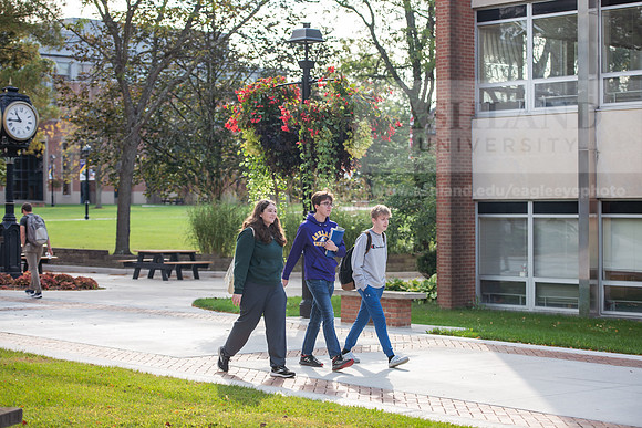 FallCampusLife1023AWB_2411