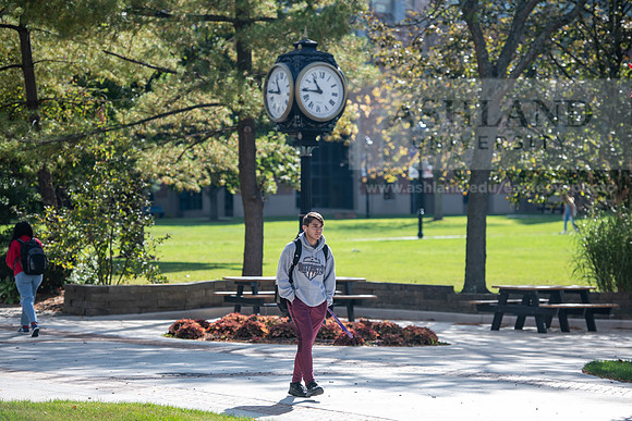 FallCampusLife1023AWB_2422